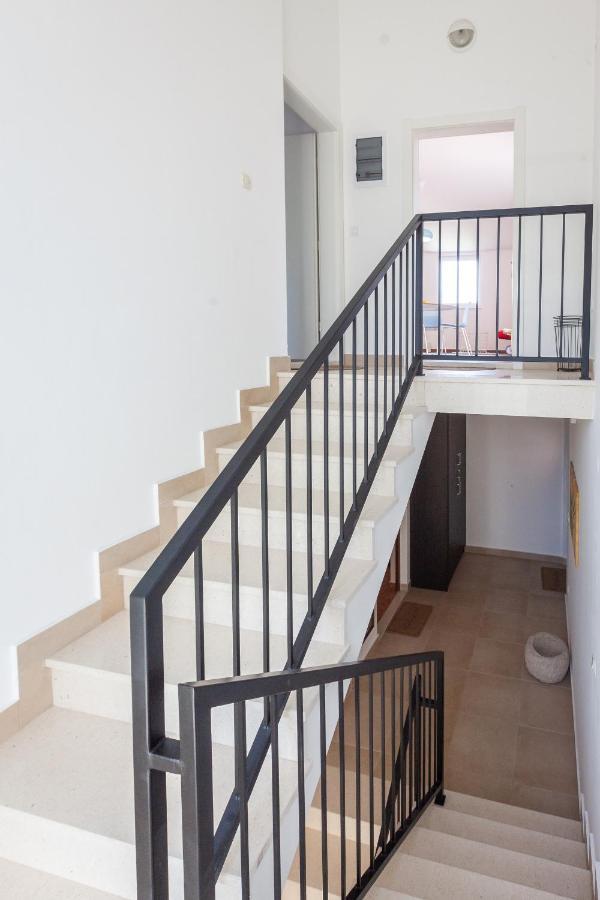 Zadvarje Kvasina Apartments מראה חיצוני תמונה