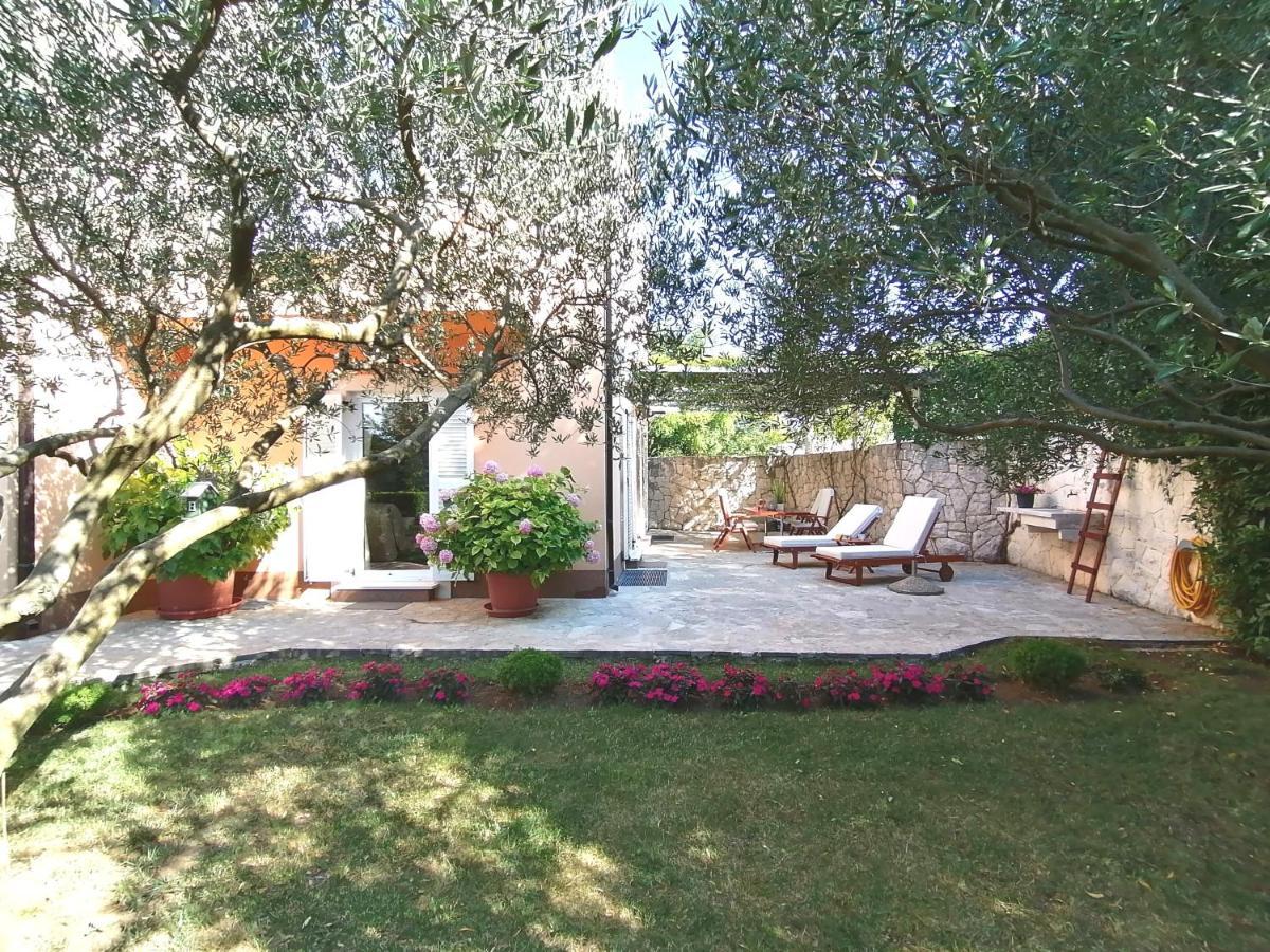 Zadvarje Kvasina Apartments מראה חיצוני תמונה