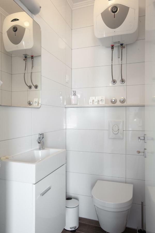 Zadvarje Kvasina Apartments מראה חיצוני תמונה