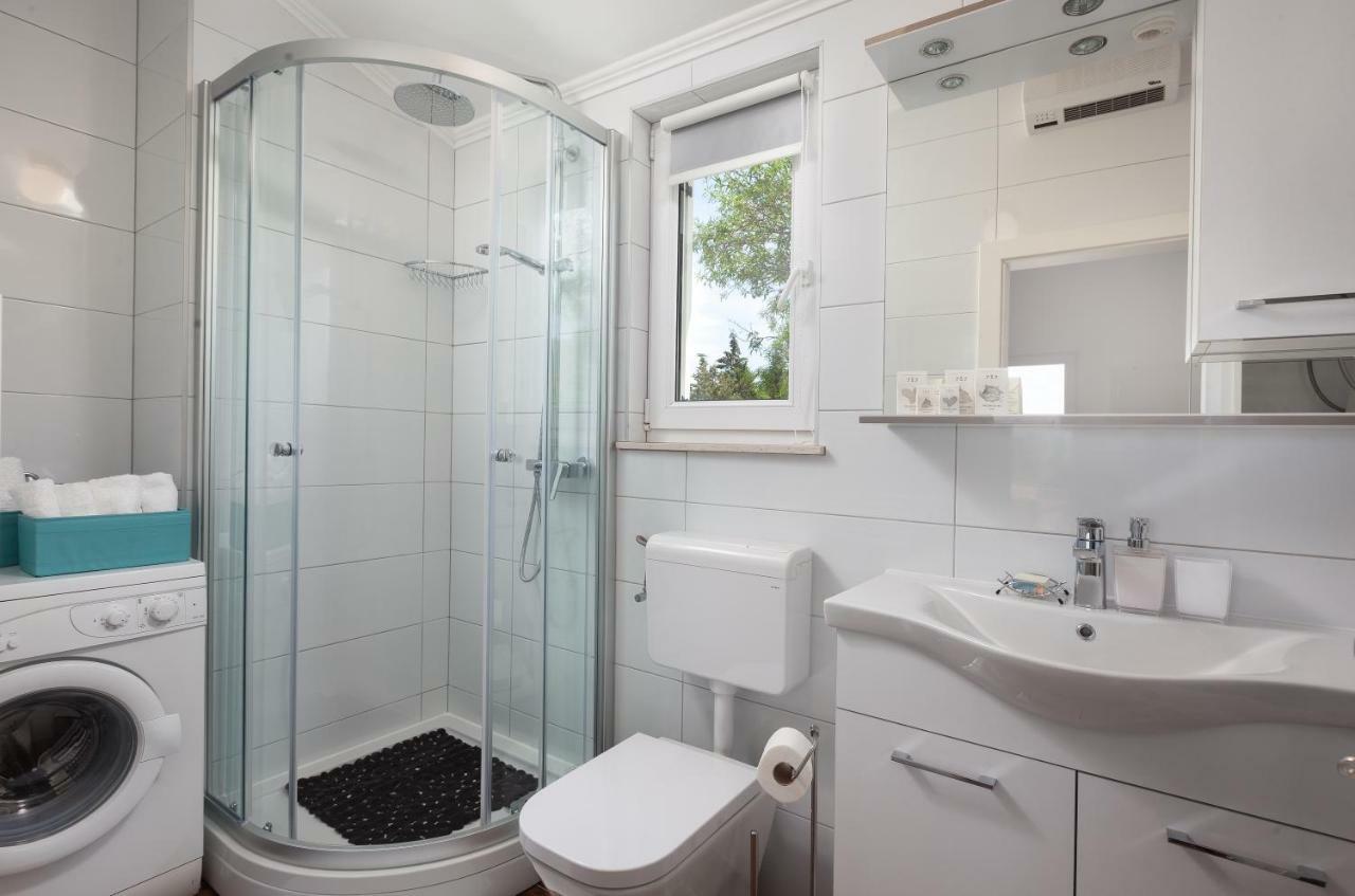 Zadvarje Kvasina Apartments מראה חיצוני תמונה