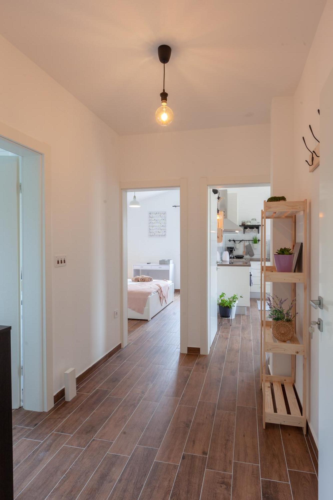 Zadvarje Kvasina Apartments מראה חיצוני תמונה
